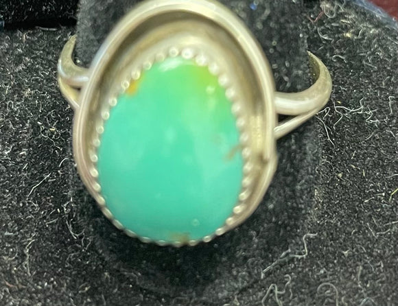 Green Oval ring